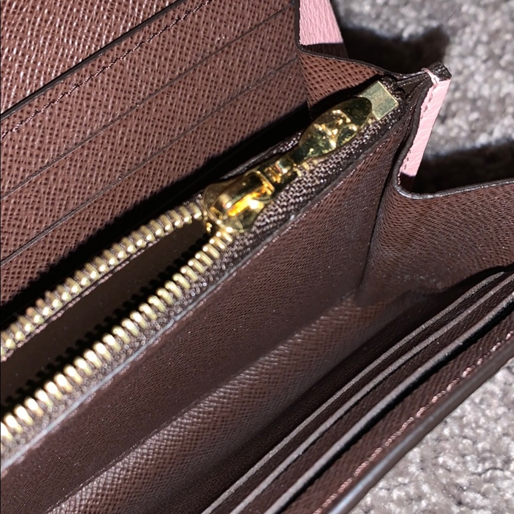 100% Authentic Louis Vuitton Normandy Wallet - Picture 11 of 11